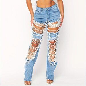 Mid-Rise Straight-Leg Ripped Jeans Adorned with Pearl Chains